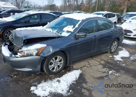 2010 Honda Accord 2.4 Lx-P z USA, uszkodzony, nr VIN 1HGCP2F44AA107869